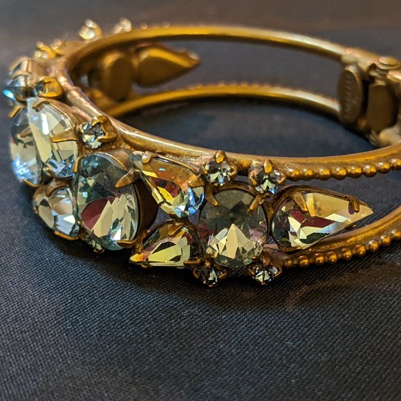 Stunning Sorrelli cuff bracelet - Picture 5 of 6